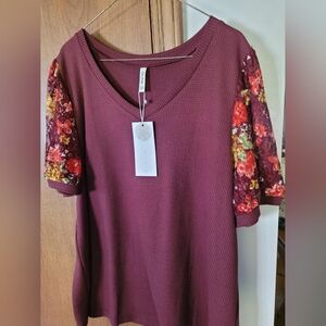 Olrik Burgundy Top with Floral Sleeves